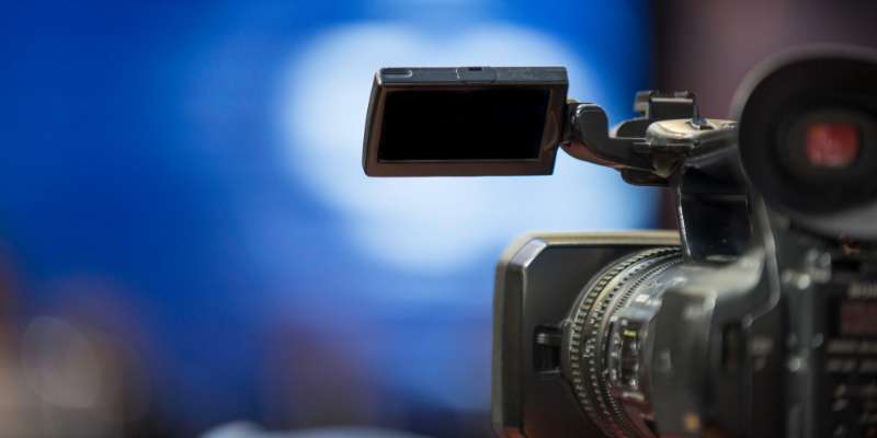 AI Video Generators: Transforming Corporate Training Materials