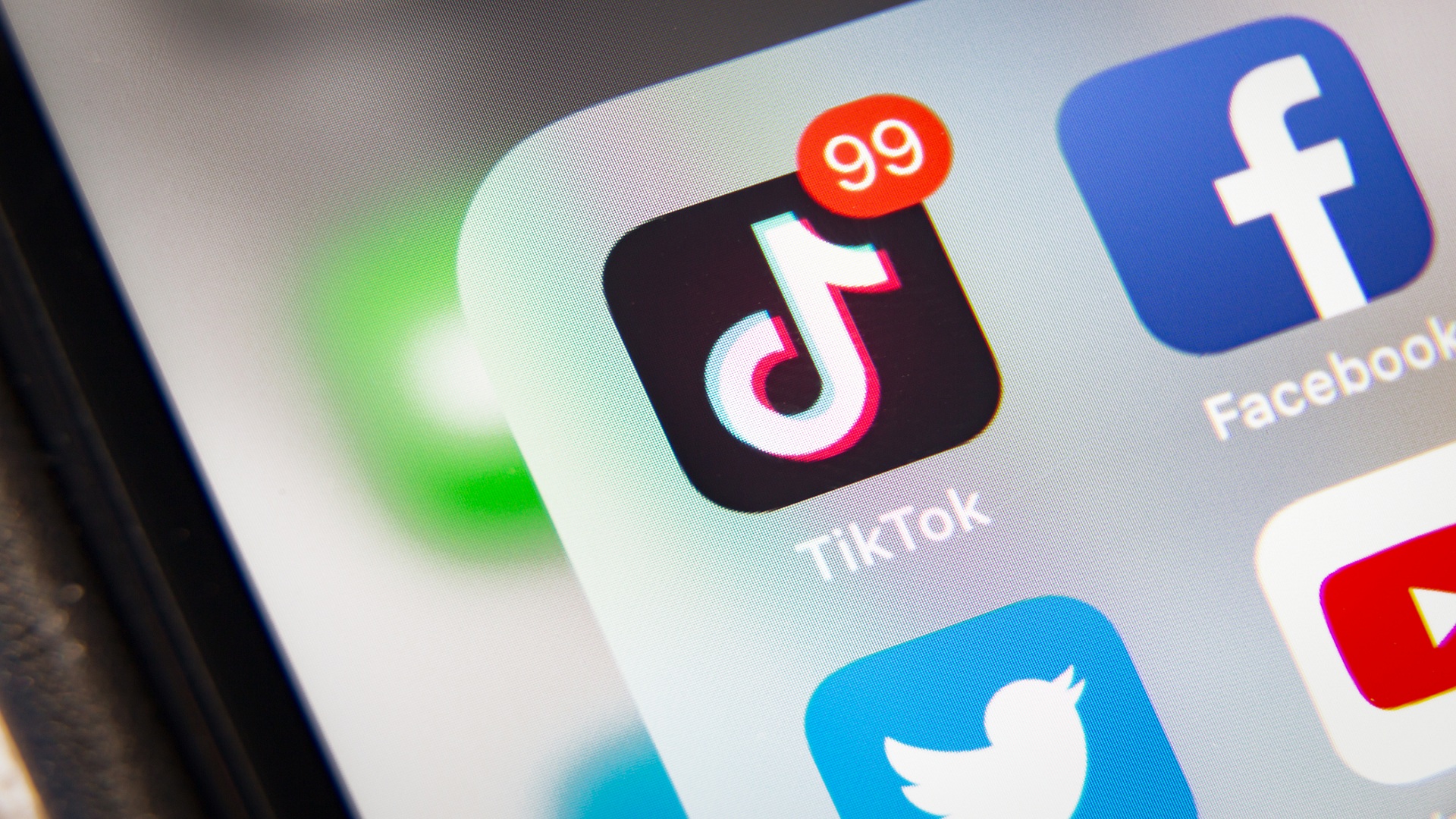 Breather for TikTok as Trump extends US sale deadline by 75 days