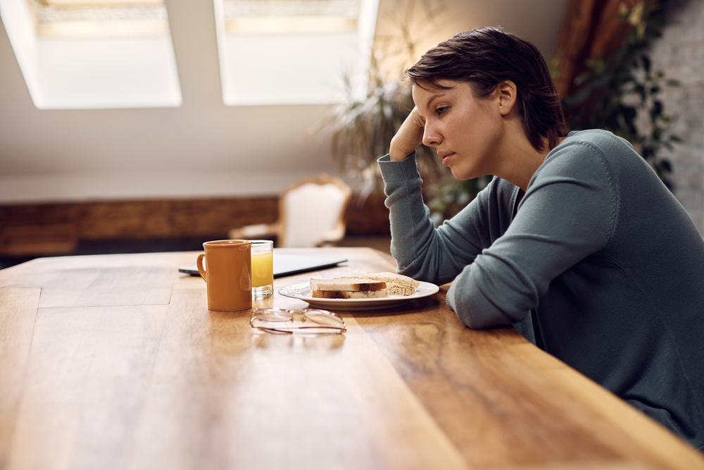 Why Do Some People Lose Their Appetite When Depressed, While Other People Eat More? » ScienceABC