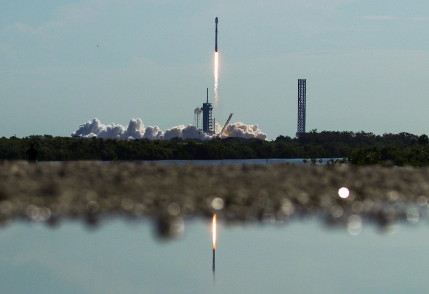 SpaceX launches 27 Starlink satellites on Falcon 9 launch from NASA’s Kennedy Space Center – Spaceflight Now