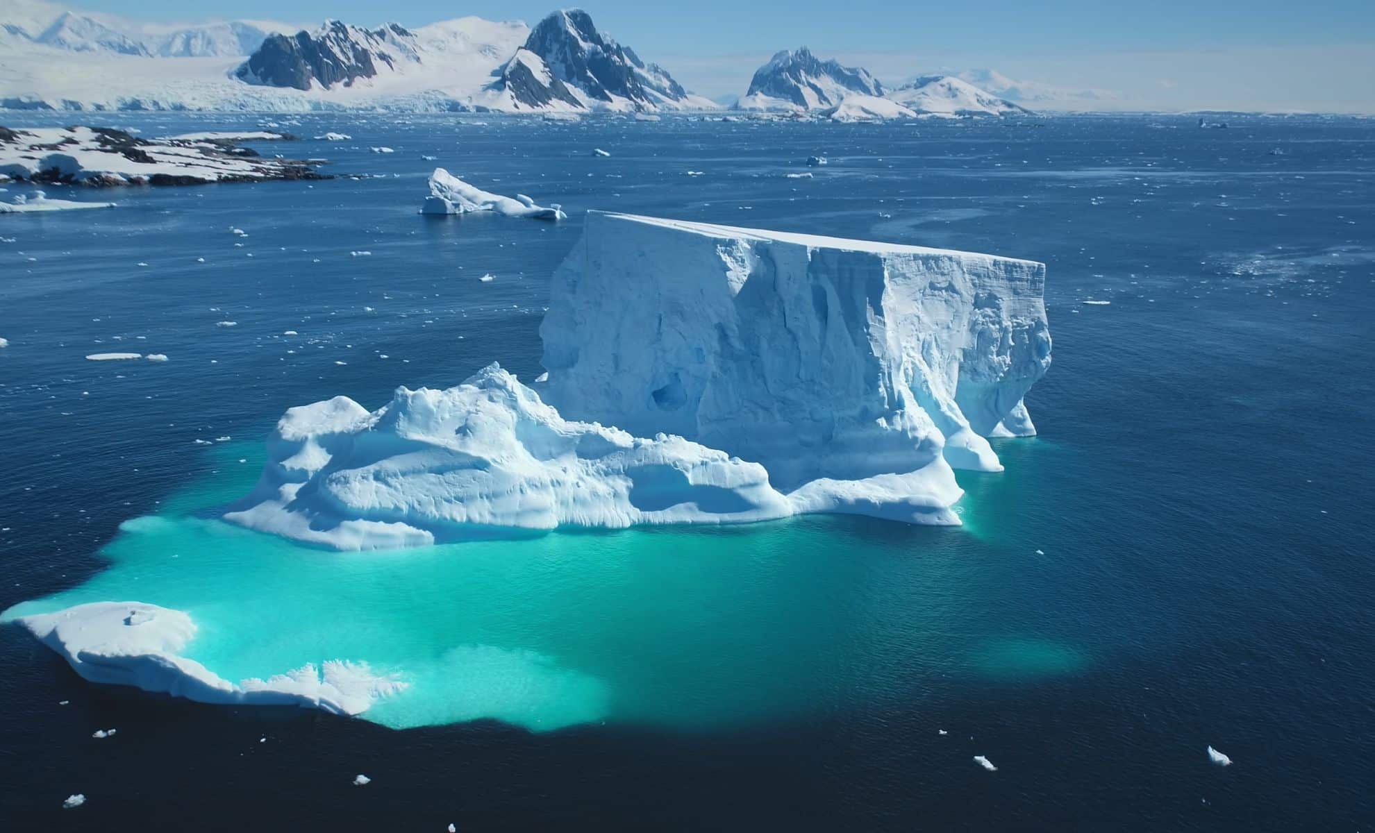 Antarctica’s Naked Body Exposes a Forgotten Continent Beneath the Ice