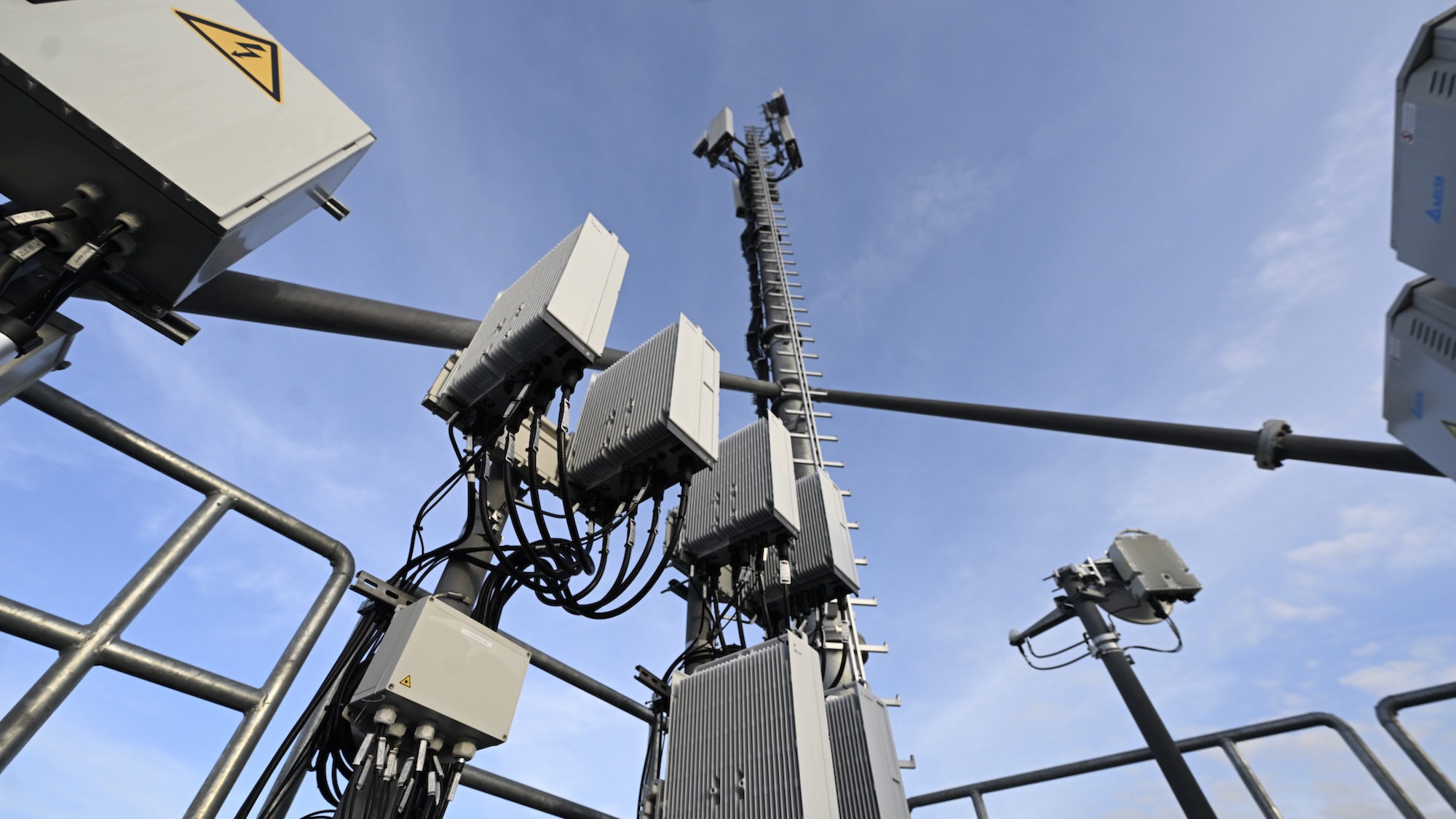 Study debunks 5G health conspiracy theory (again)