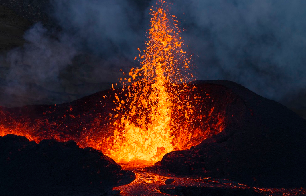 Finding the Missing Link Between a Super-Eruption & Geology