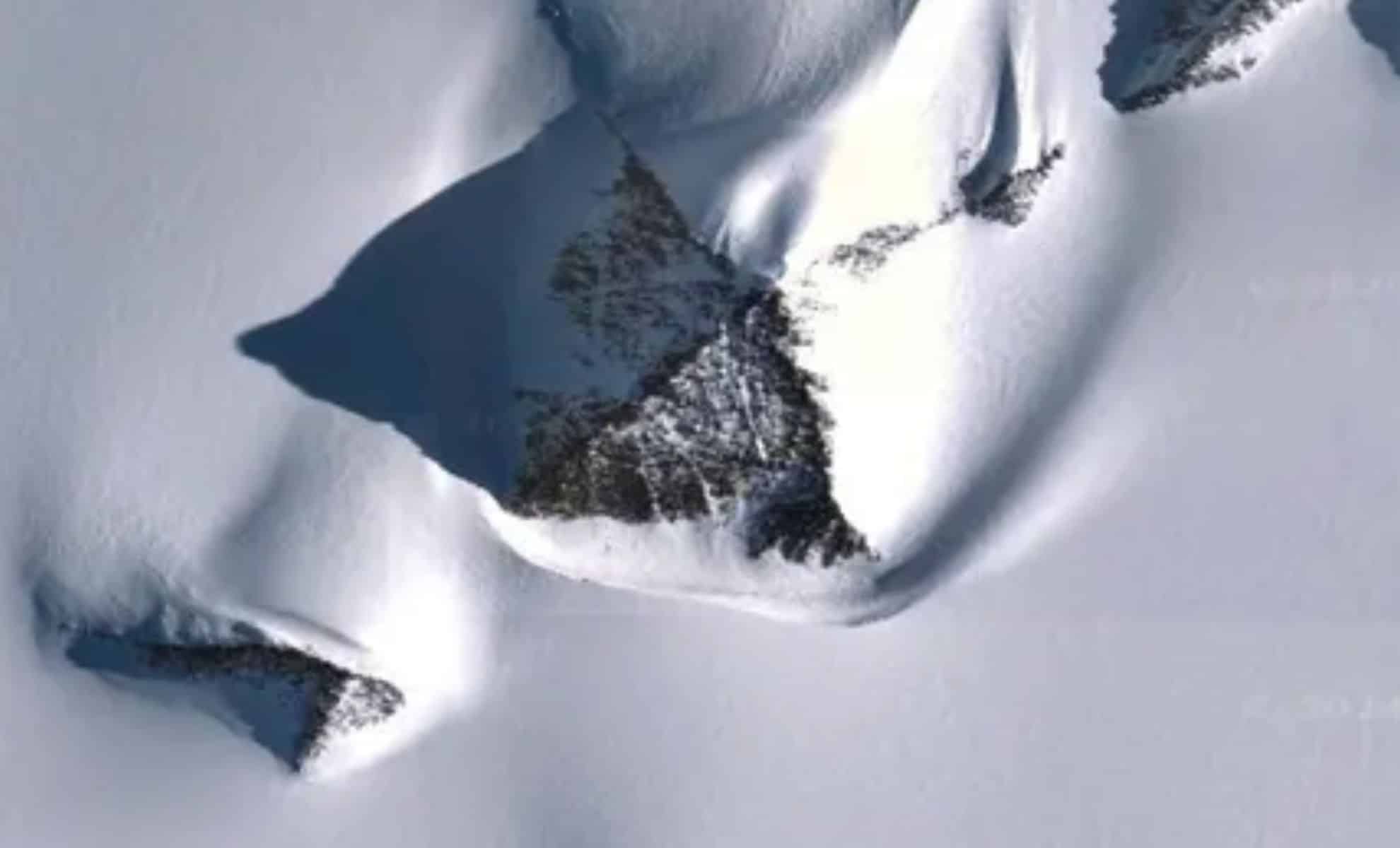 A Natural Wonder or an Alien Artifact?