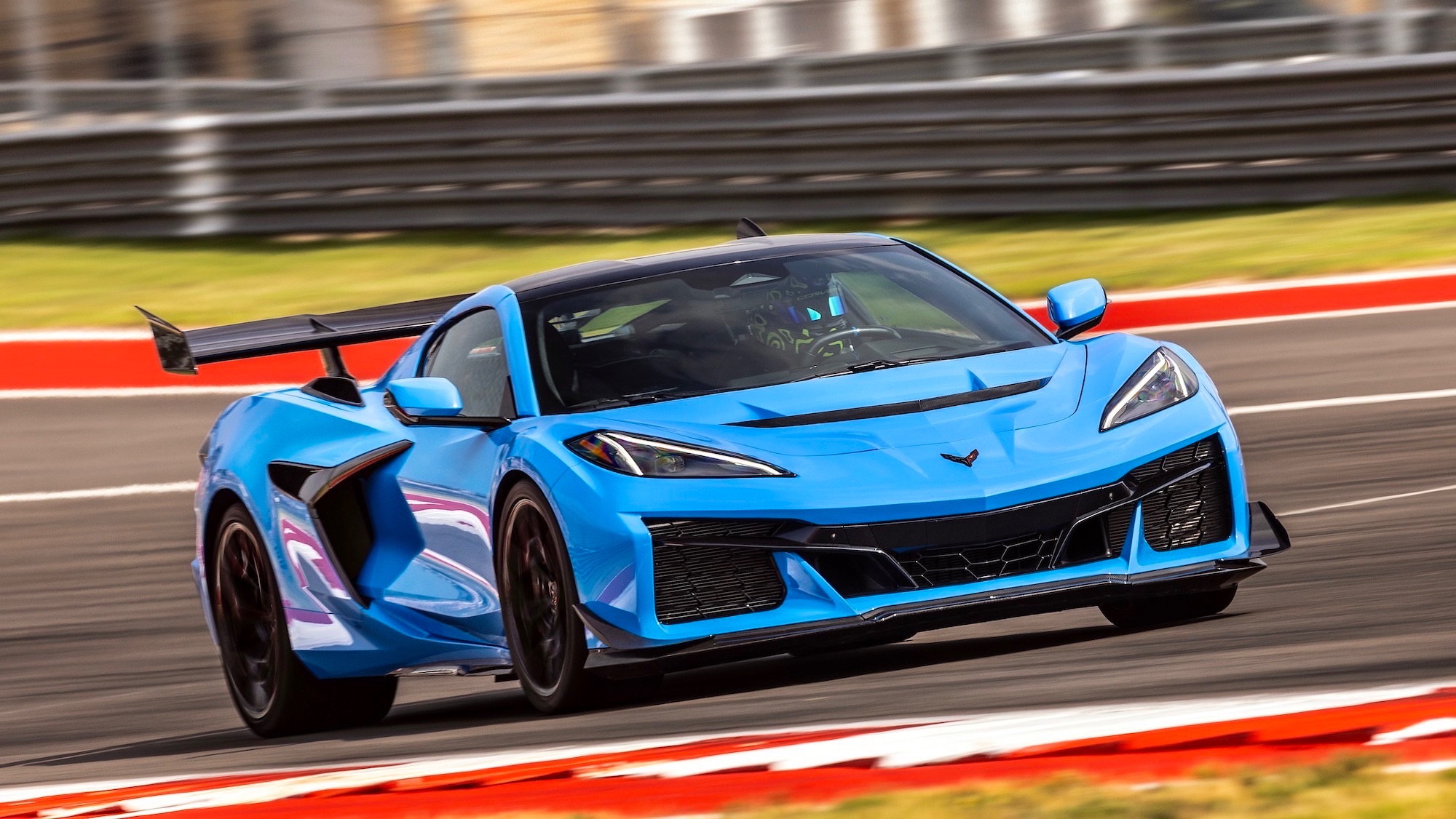 The 2025 Chevrolet Corvette ZR1 is a stunning piece of engineering