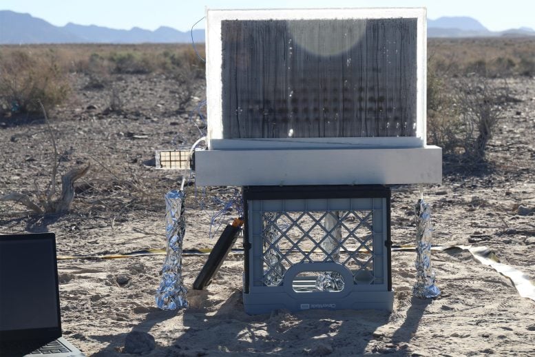 MIT’s Window-Sized Device Pulls Drinking Water From Thin Air, Even in the Desert
