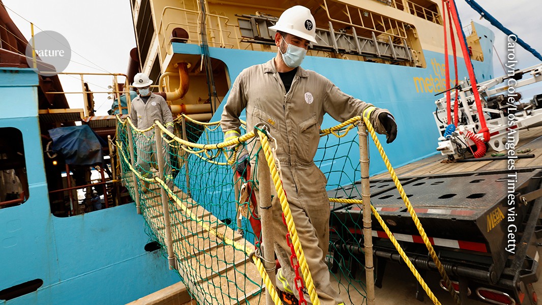 protect the Pacific Ocean from deep-sea mining