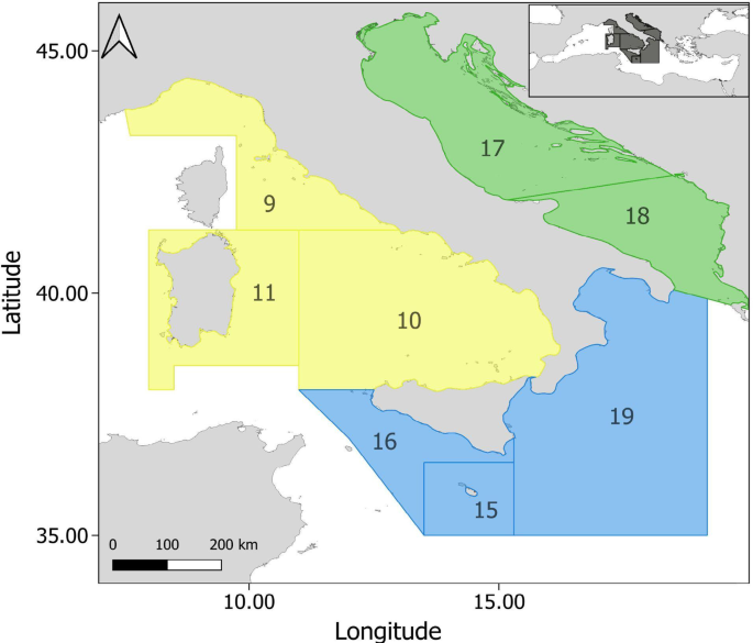Bottom trawling and environmental variables drive the biodiversity of mediterranean demersal assemblages