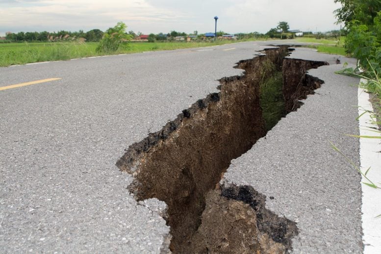 Caught on Camera: Rare Footage Reveals How a Giant Earthquake Tore the Earth in Seconds