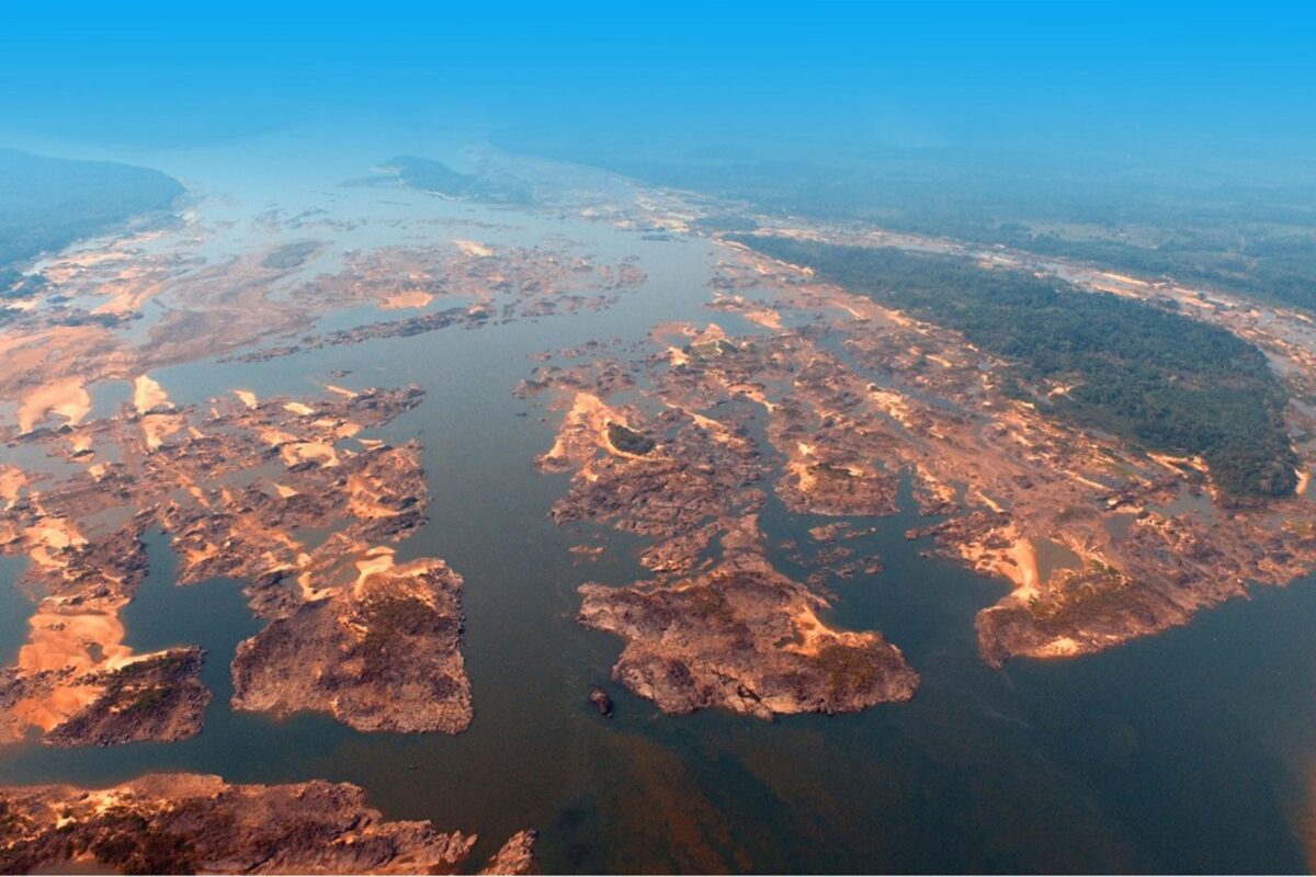 Brazil court halts plan to blast 35-km river rock formation hosting endangered species