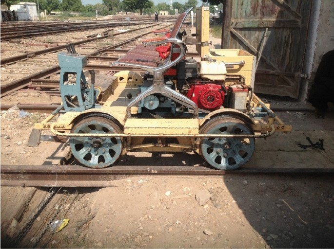 Improved railway track faults detection using Mel-frequency cepstral coefficient and constant-Q transform features