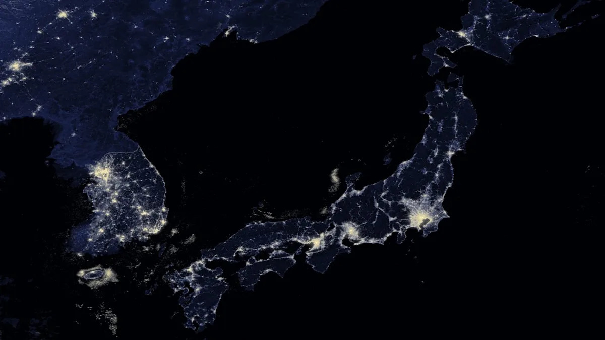 Watch a bright fireball explode above Japan, turning night to day (video)
