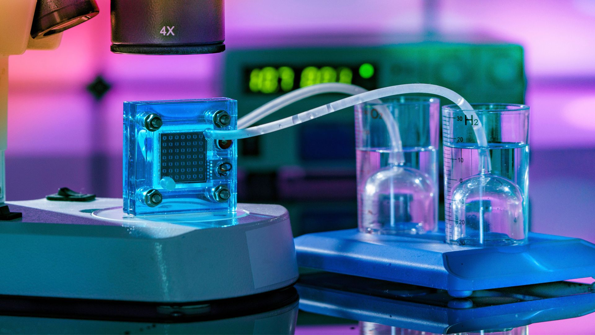 Japan’s scientists smash records, create clean fuel from sunlight, CO2
