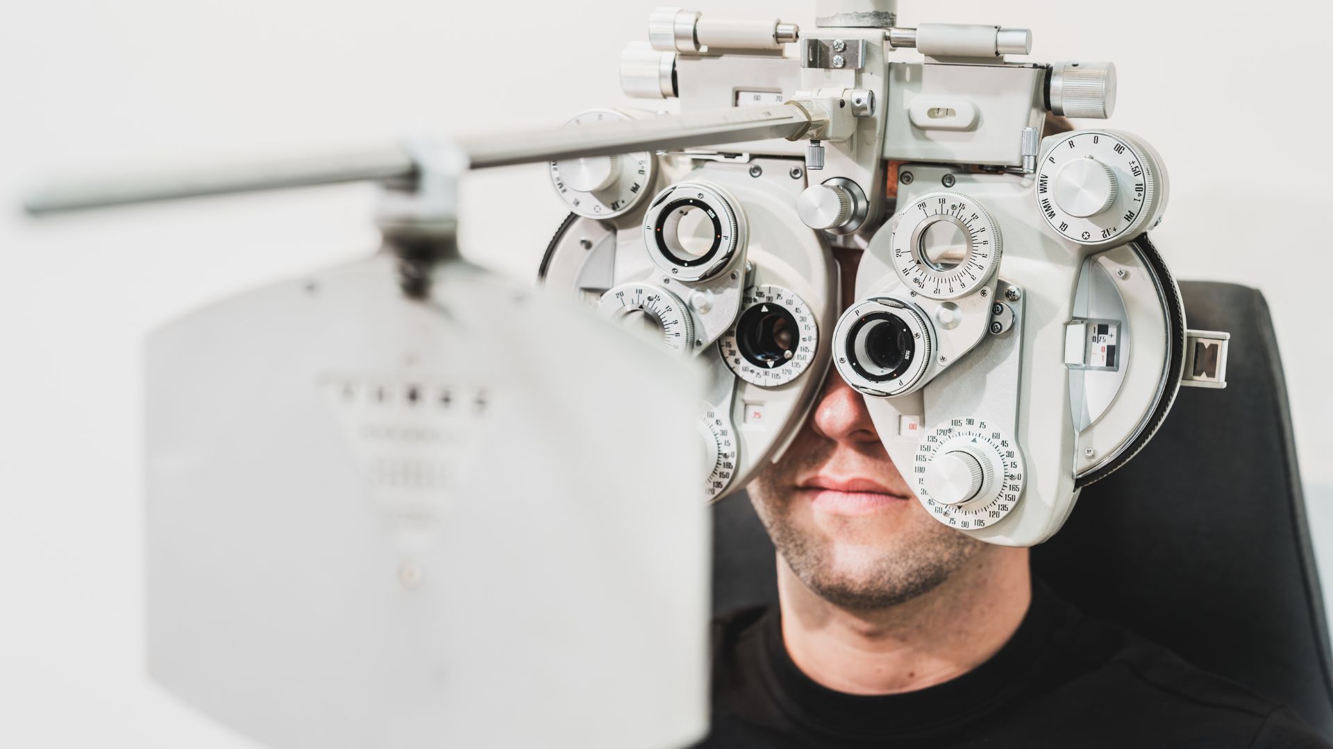 Routine eye checks may reveal Alzheimer’s risk years before it strikes