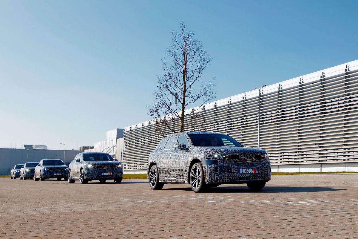 BMW Answers Sustainability Skeptics With “Neue Klasse” of EV