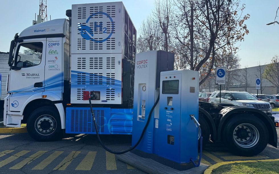Walmart Debuts Green Hydrogen Fuel Cell Truck in Chile
