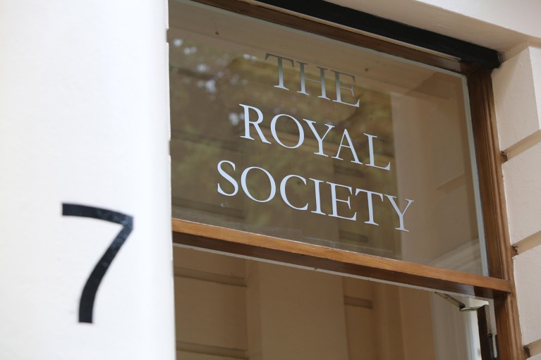 UK Royal Society adopts ‘subscribe to open’ publishing model