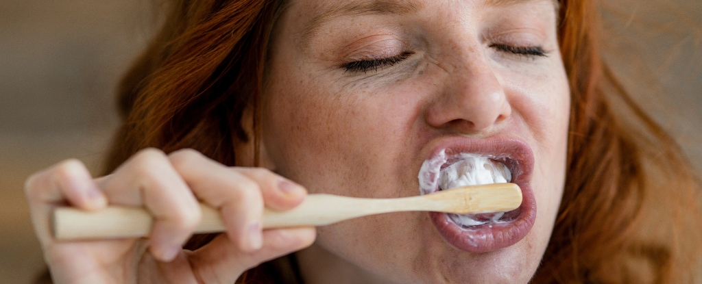 Something in Your Hair Could Make The Ultimate Toothpaste : ScienceAlert