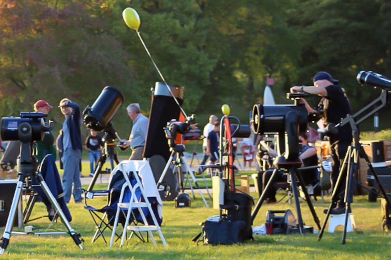 Michigan’s largest star party expects thousands of stargazers, more than 50 high-tech telescopes
