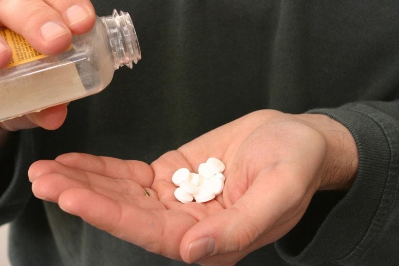 This $0.05 Pill Could Revolutionize Colon Cancer Treatment