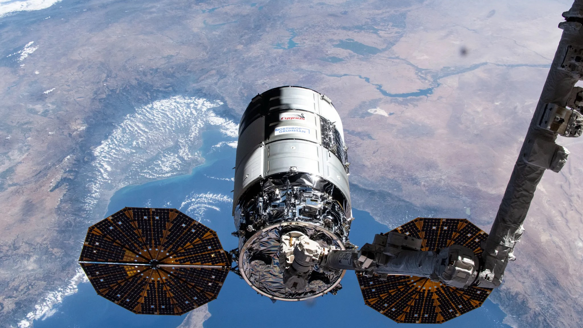 Northrop Grumman’s Cygnus XL cargo spacecraft suffers thruster issue on way to the International Space Station