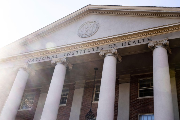 NIH races to spend its 2025 grant money — but fewer projects win funding
