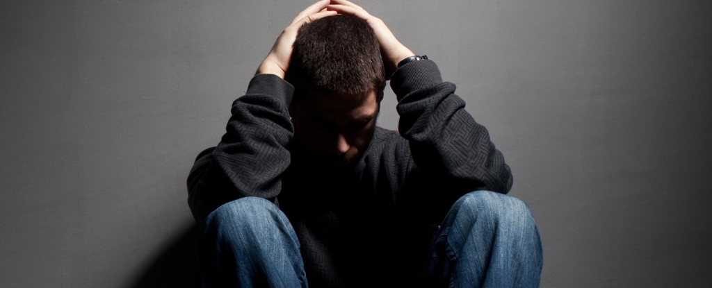 Misery Is Spiking in One Age Group, Overshadowing The Mid-Life Crisis : ScienceAlert