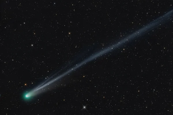 How to See Comet Lemmon and the Orionids Meteor Shower Peak