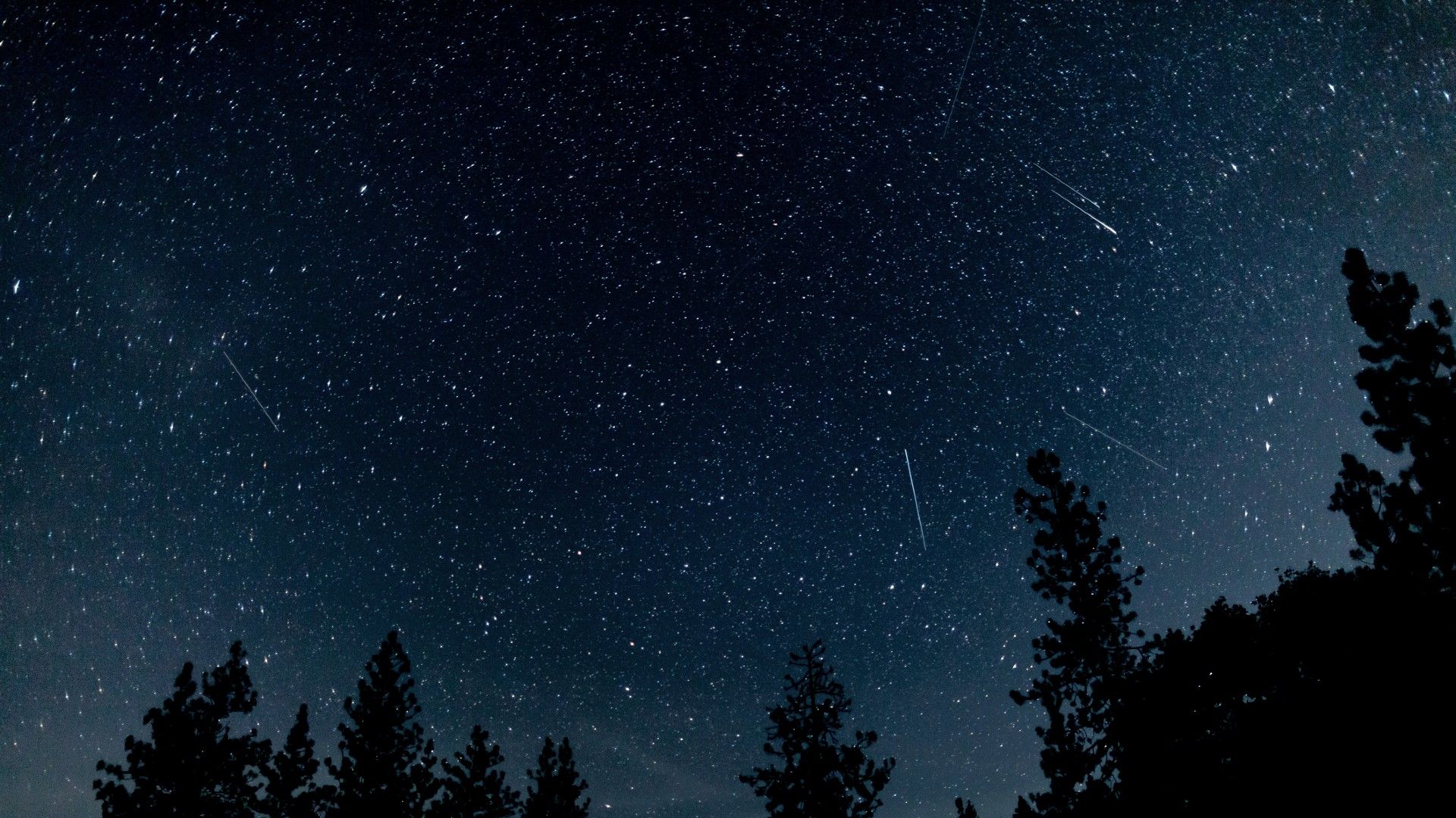 Don’t miss the Orionid meteor shower peak overnight tonight under a moonless sky