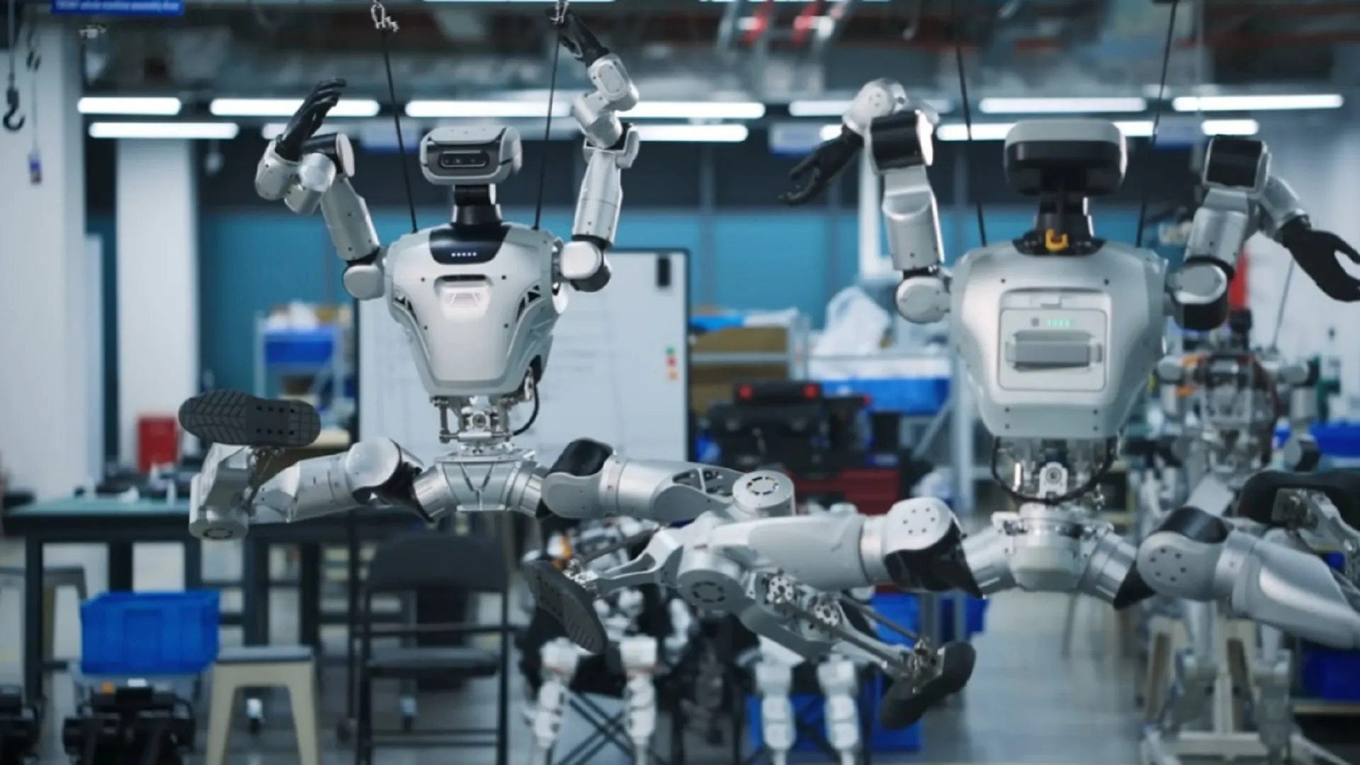 China’s humanoid robot performs stunning stretch routine in new demo