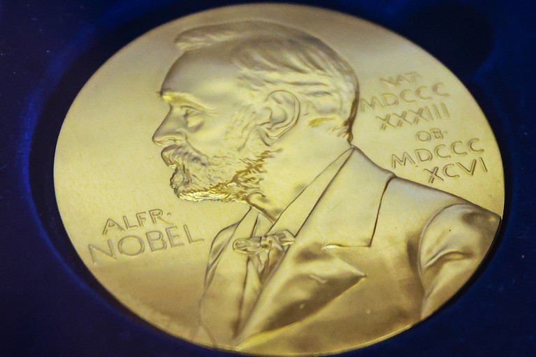 Groundbreaking quantum-tunnelling experiments win physics Nobel
