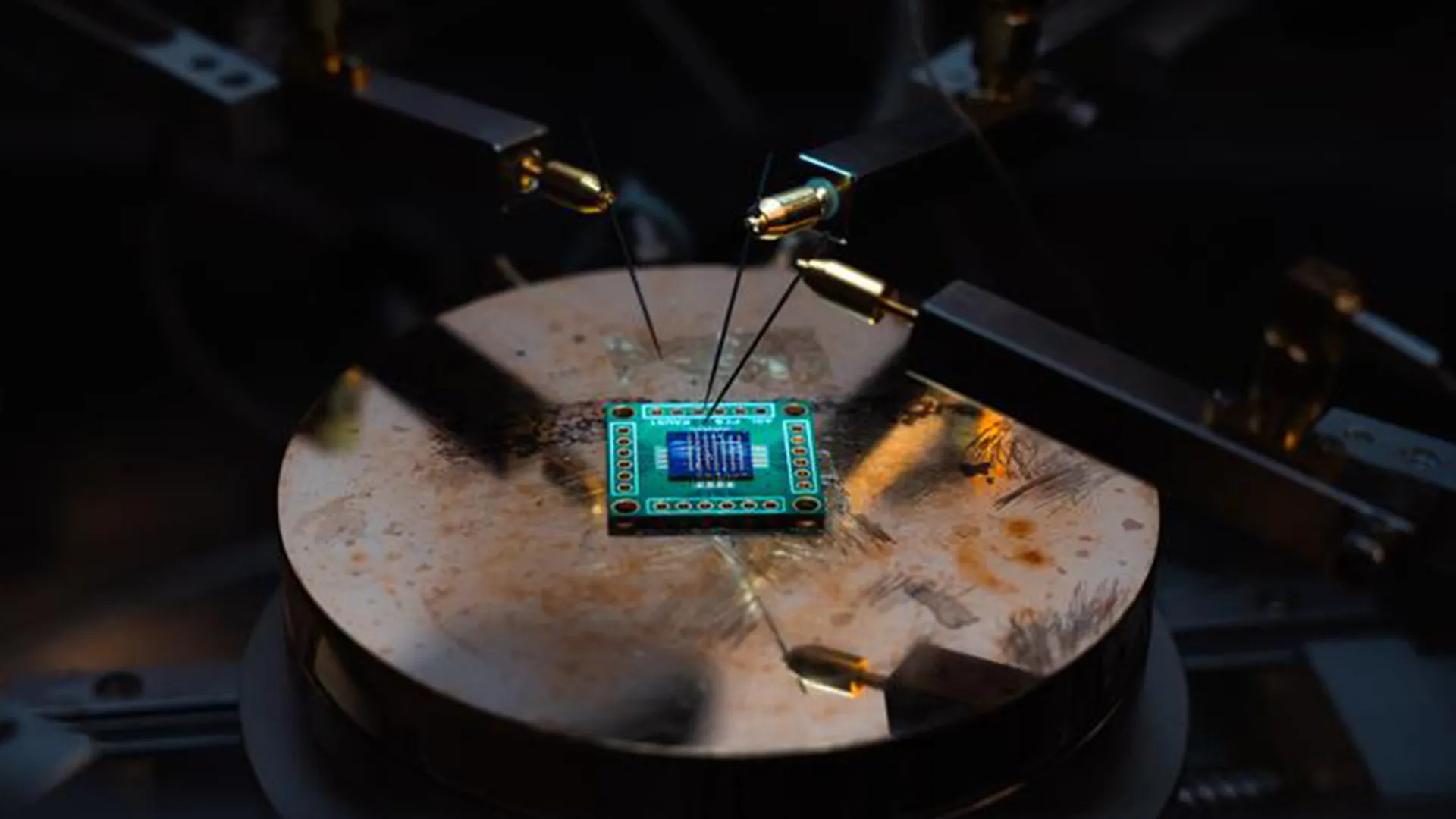 Six layers stacked vertically to reinvent microchips