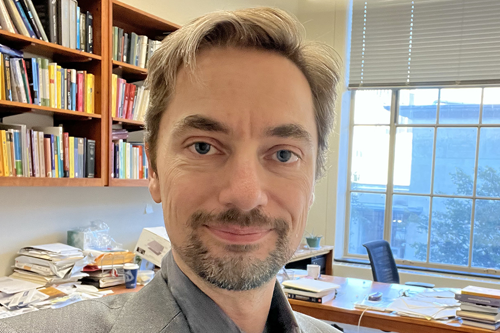 Laurent Demanet appointed co-director of MIT Center for Computational Science and Engineering | MIT News