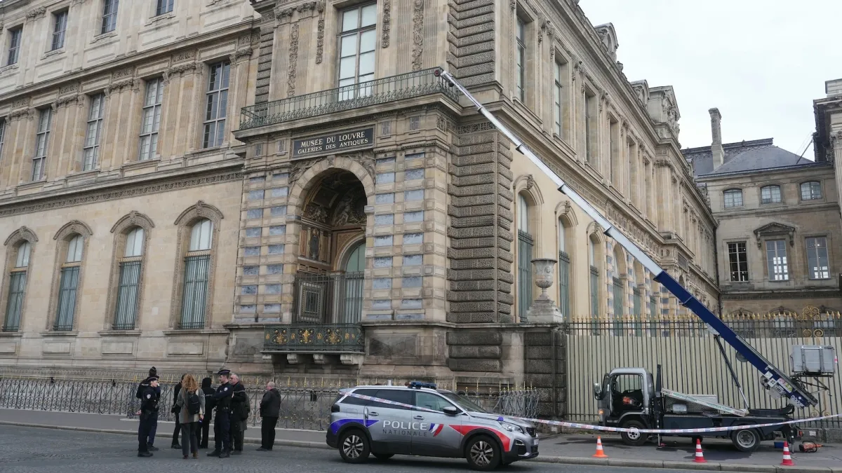 Why the Louvre heist doesn’t surprise museum security experts