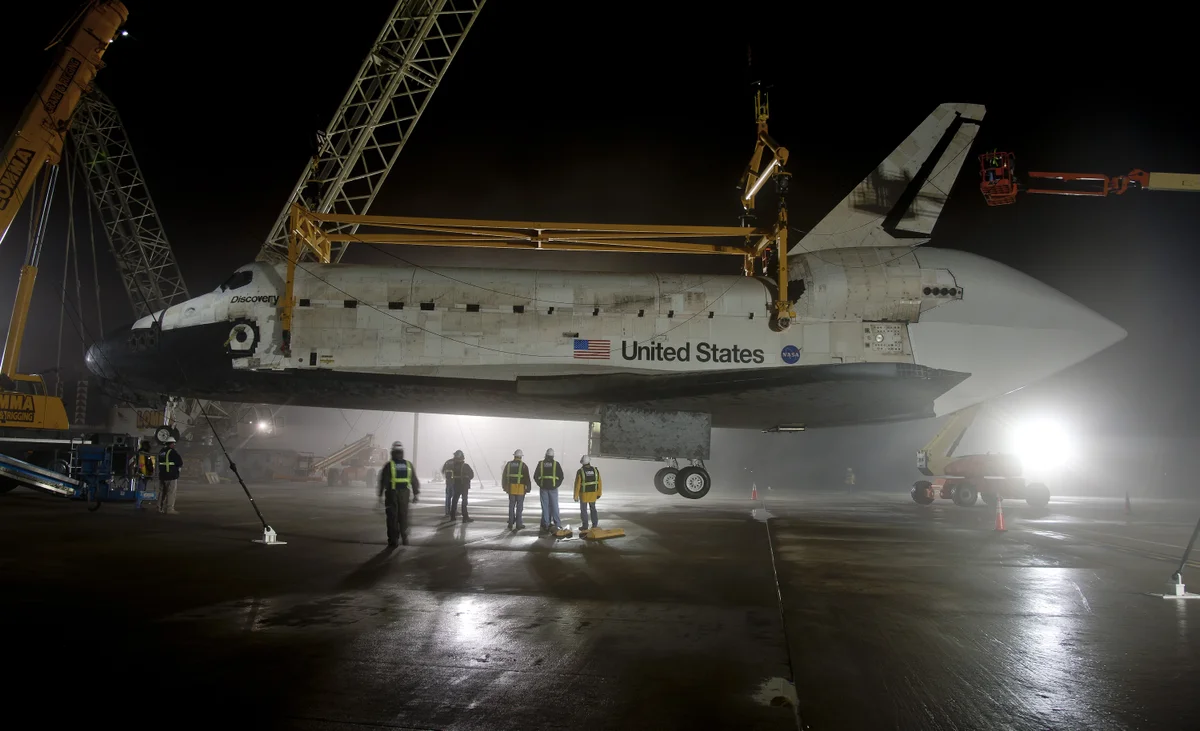 Moving NASA Space Shuttle to Texas from DC Could Damage It, Experts Say