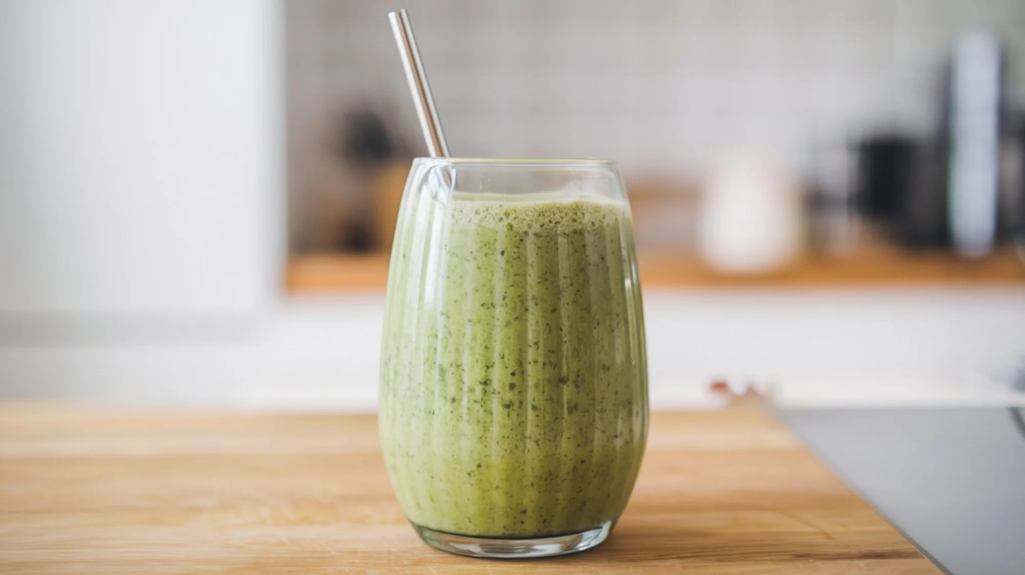 High protein breakfasts help you feel fuller but do not change how much you eat later