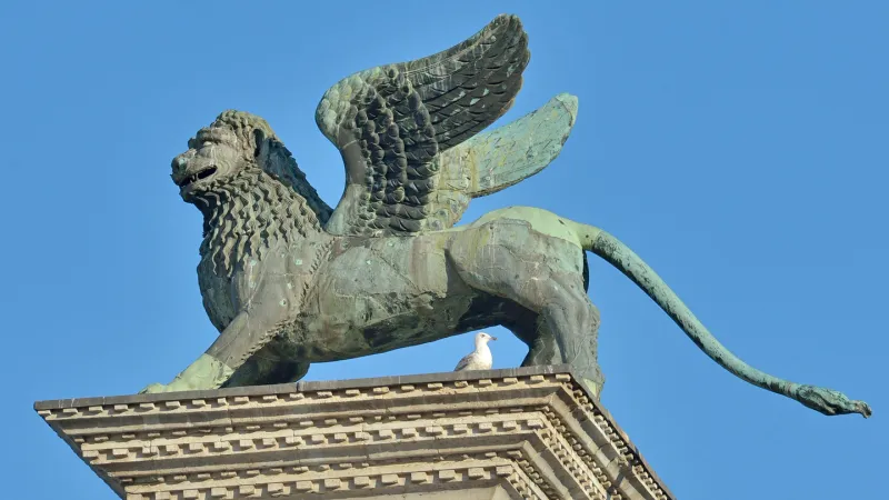 Venice’s iconic winged lion statue originated in ancient China