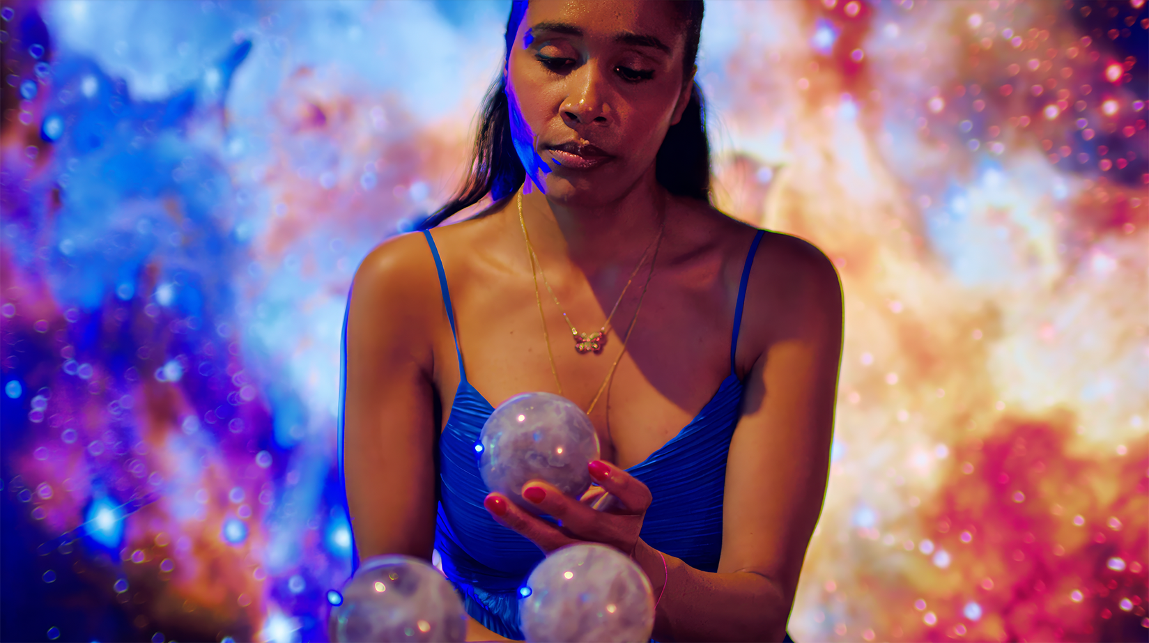 This Astrophysicist Makes Stellar Nurseries That Fit in the Palm of Your Hand