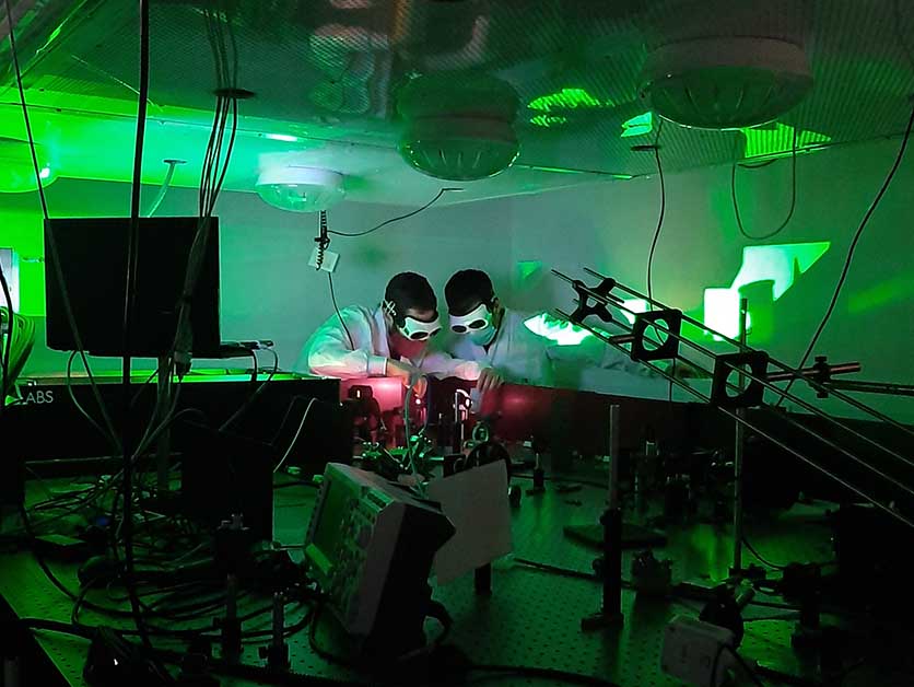 Matter at the Crossroads – Space & Physics | Weizmann Wonder Wander