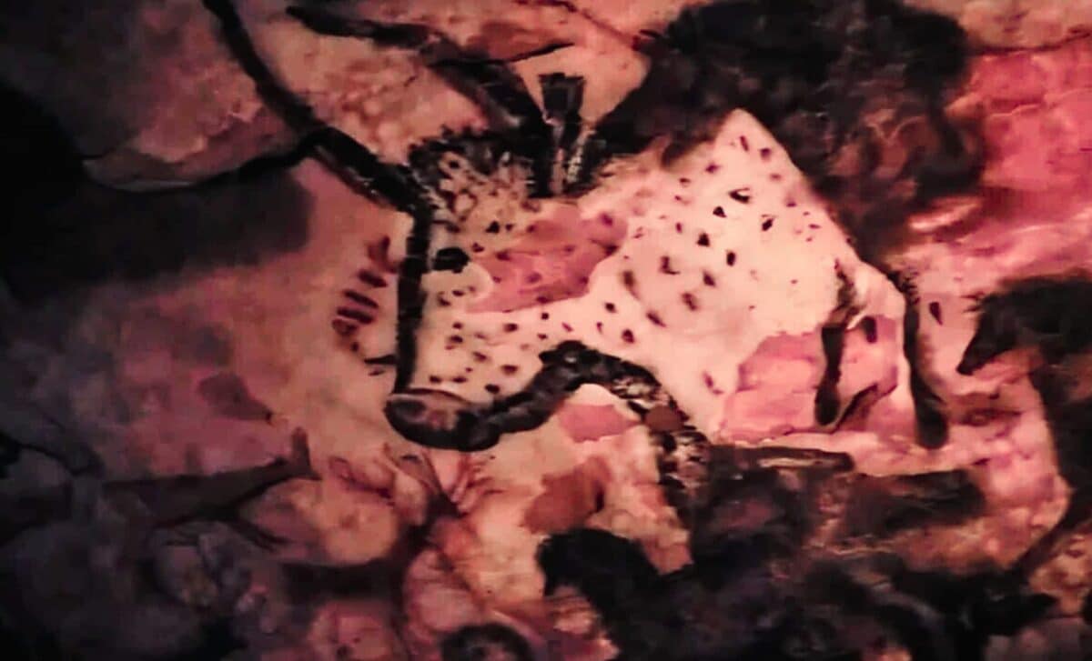 Archaeologists Discover the World’s Oldest Paintings, Made Long Before Human Existence — And Strikingly Advanced.