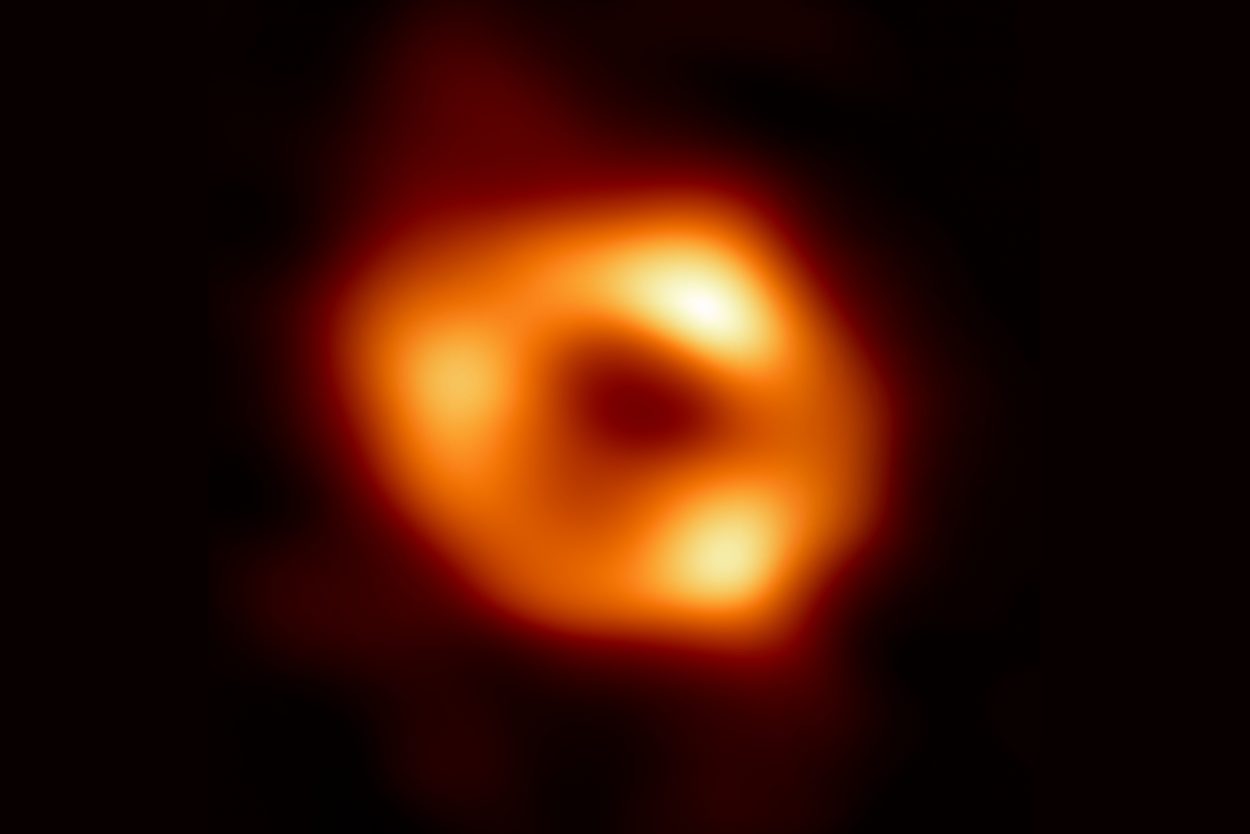Telescope reveals images of supermassive black hole at centre of galaxy