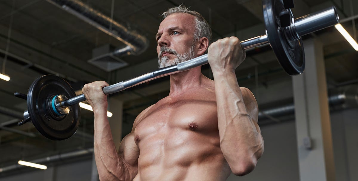 These Fitness Benchmarks Show Whether You’re Still Strong After 40
