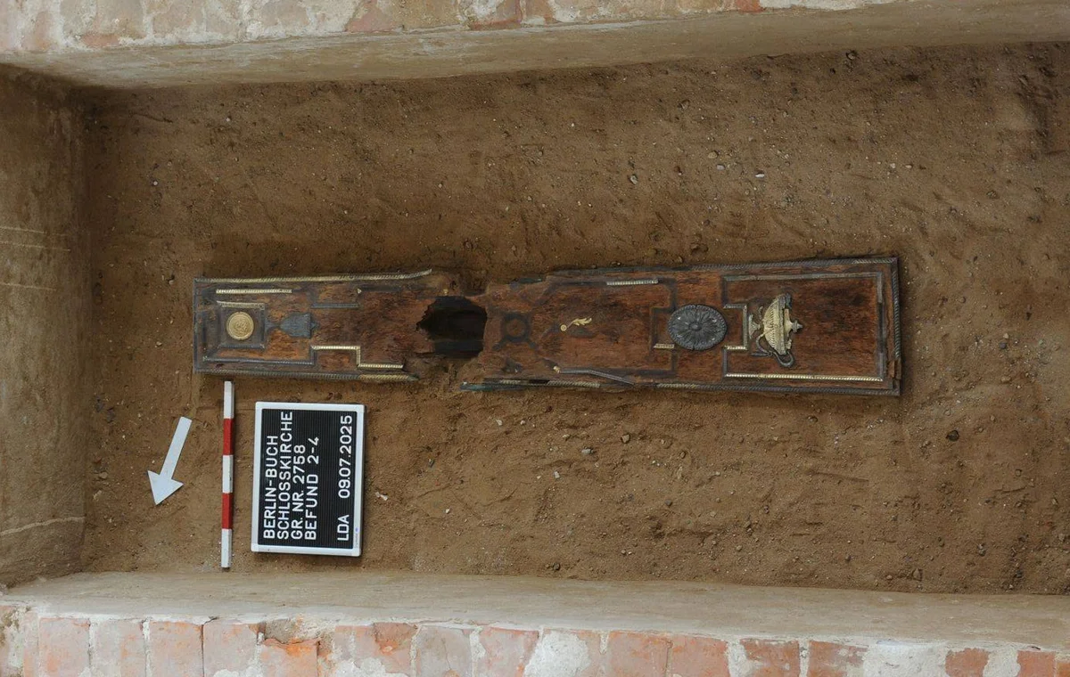 Tomb likely belongs to bigamous spouse of King Frederick William II