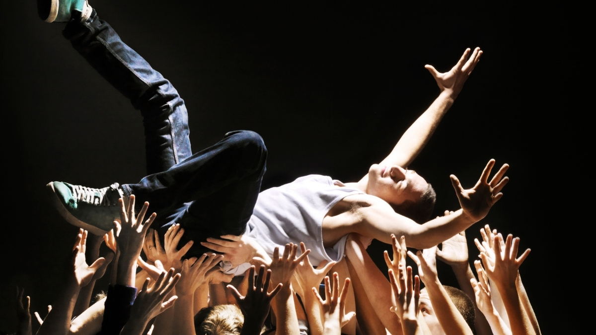 Fame Can Cut Years From a Singer’s Life, Study Reveals : ScienceAlert