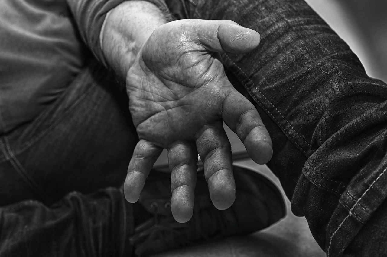 Why Do Your Hands Shake? Hand Tremors, Shaking Hands Causes & Tremor Symptoms Explained