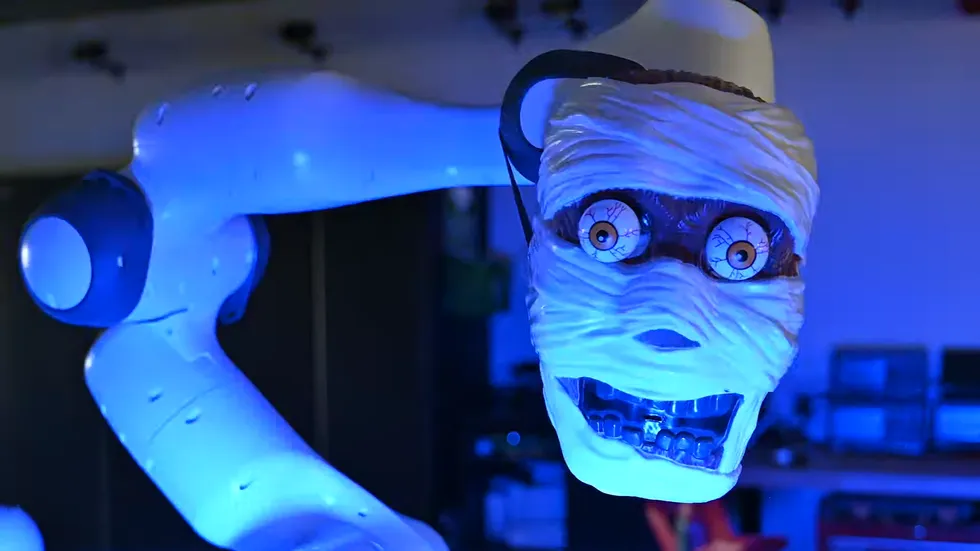 Robot Halloween Videos: Humanoids, Hands, Vacuums, more