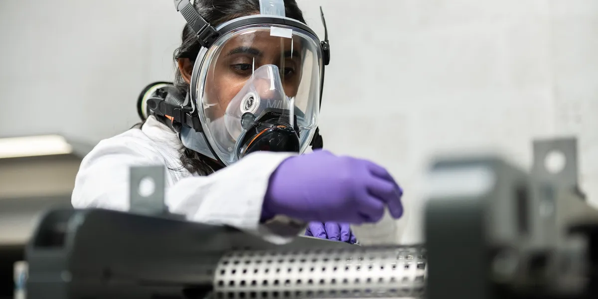 Dry Battery Electrode Coating: A Path to Cheaper EVs