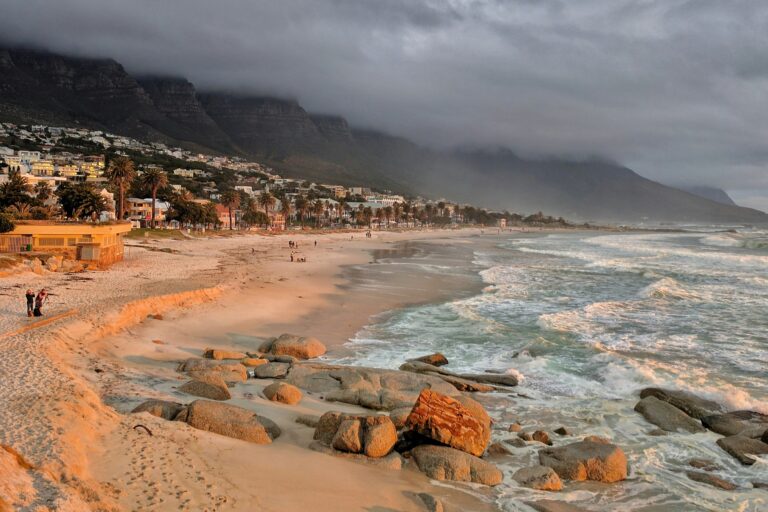 A ‘new baseline‘: Study captures accelerating sea-level rise in Africa