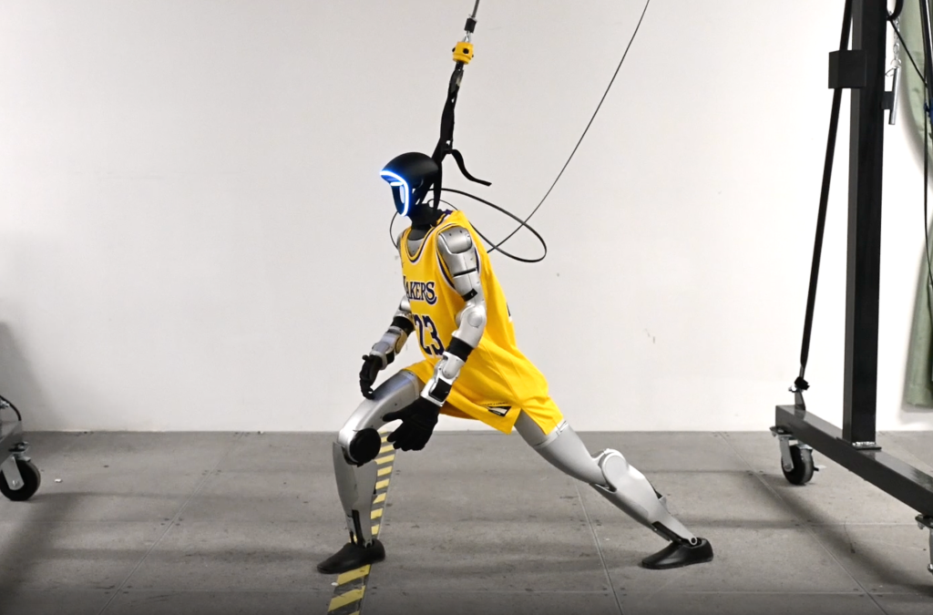 Robots With Moves Like Ronaldo, LeBron and Kobe