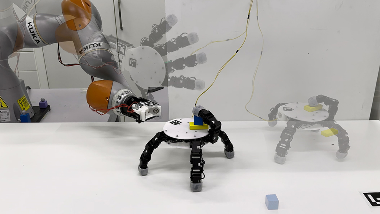 Creepy robotic hand detaches at the wrist before scurrying away to collect objects